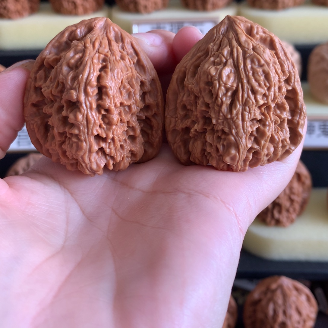 文玩核桃把件南疆石41双色