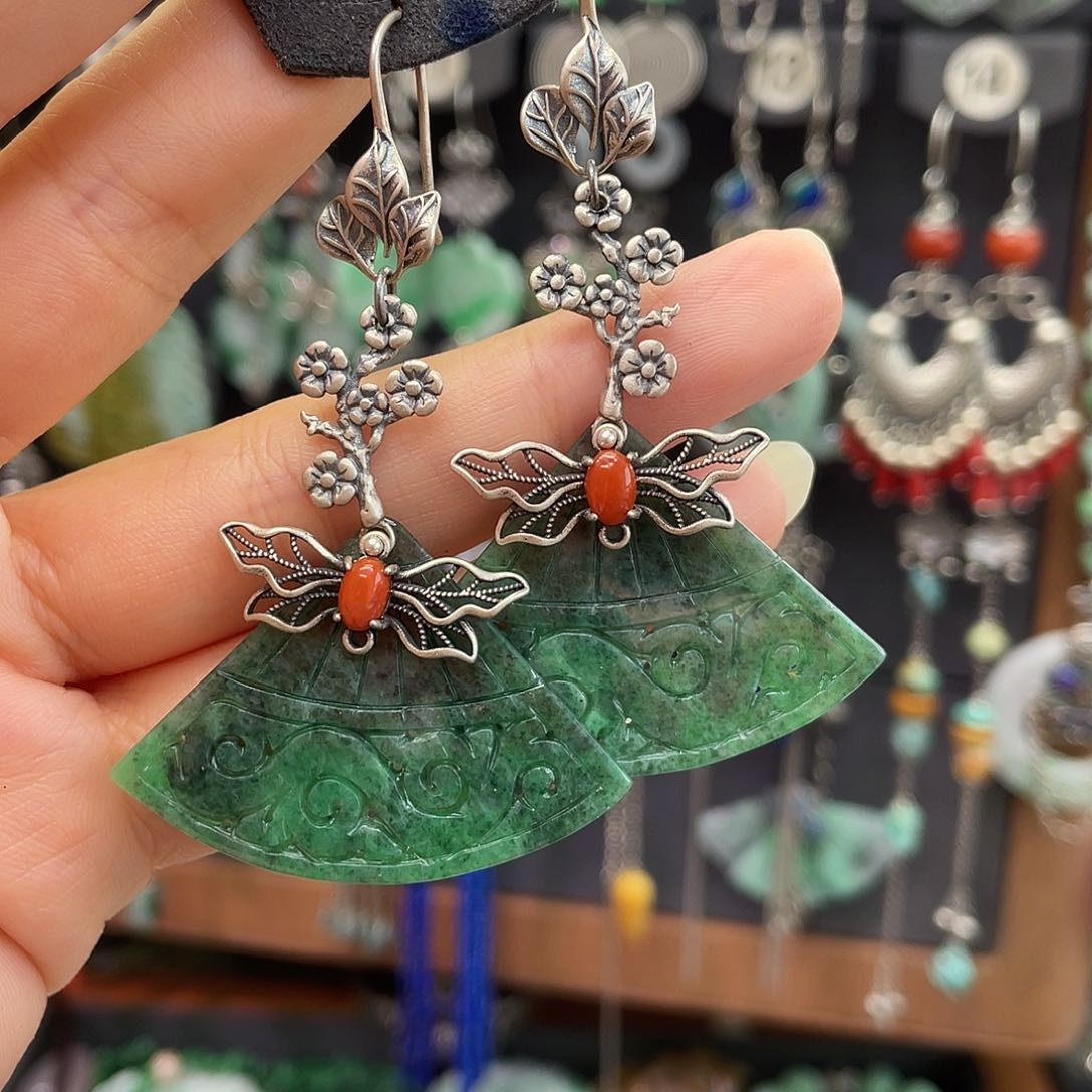 李***蕾翡翠银S925镶嵌耳饰916hjjhhh