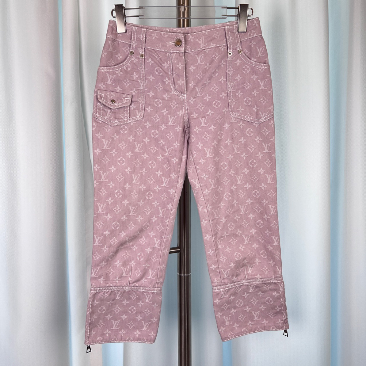 99新 LouisVuitton/路易威登 LV粉色满印牛仔裤7分裤/34码/B04138