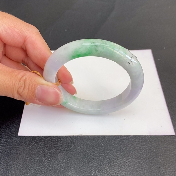 翡翠手镯未镶嵌小**?51-53正圈