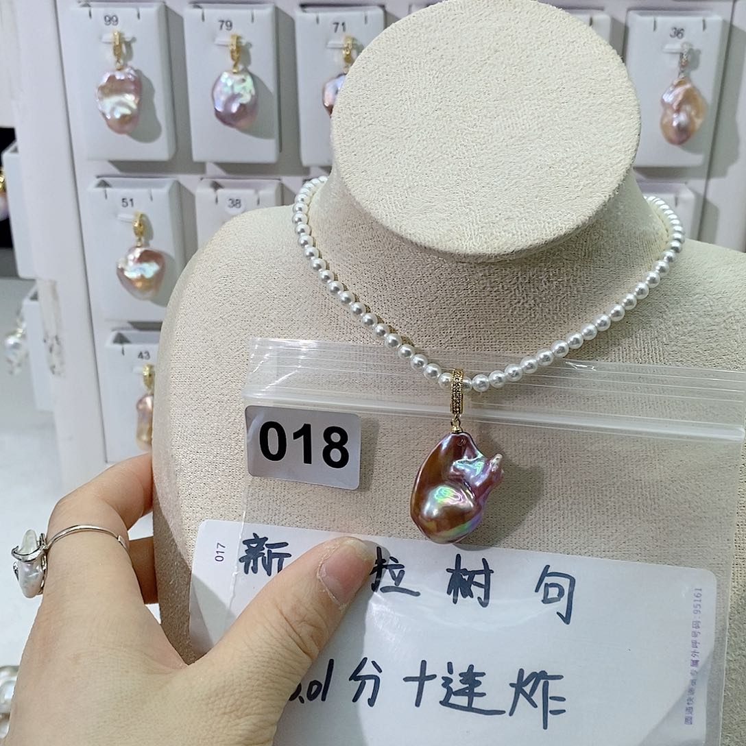 淡水珍珠颈饰合金