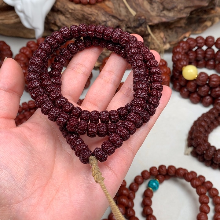 猴头核桃吊坠紫皮藏切108