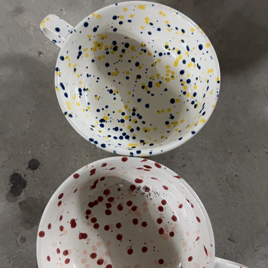 搪瓷微瑕泼墨单柄蓝色加红色