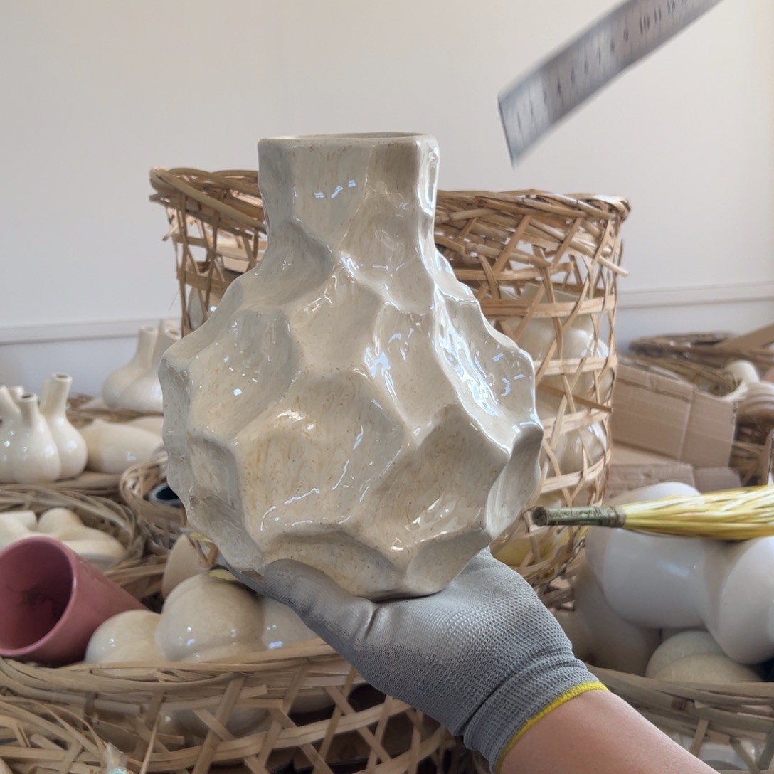 摆件84 号高中低温陶瓷工艺瓶（部分微瑕）