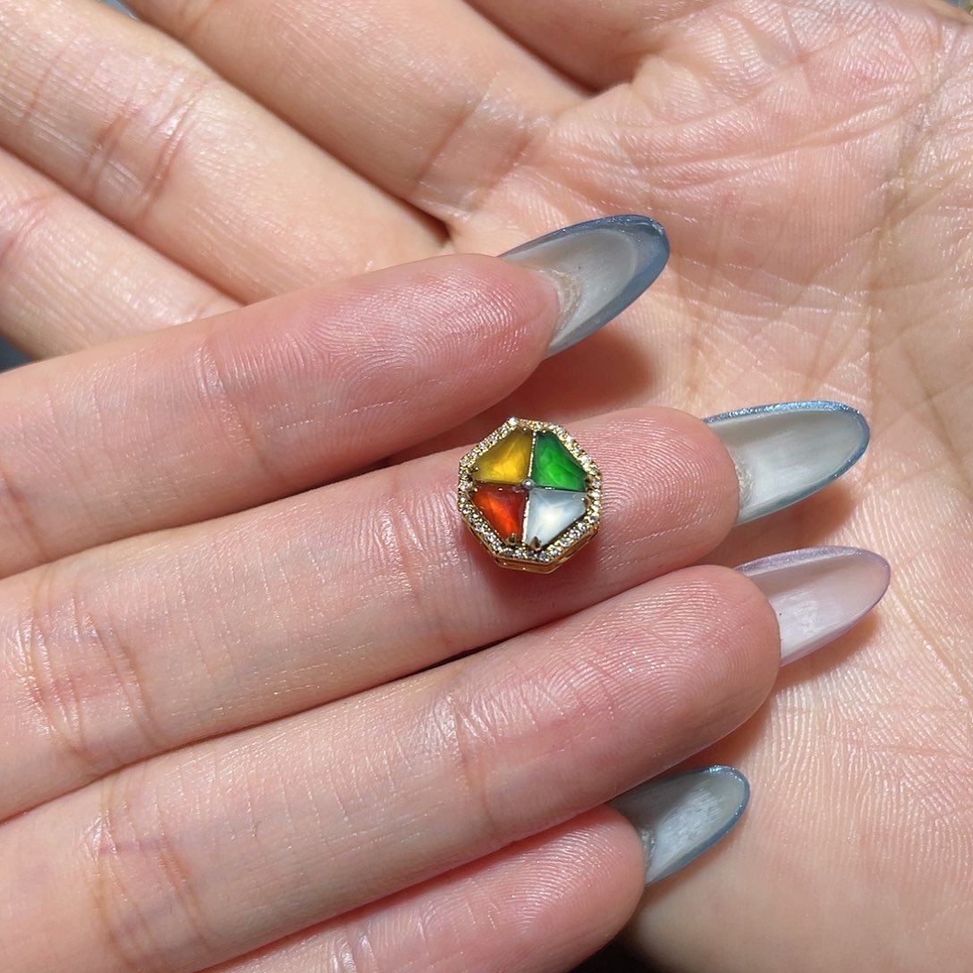 毛***毛翡翠18K金镶嵌吊坠(不含链)