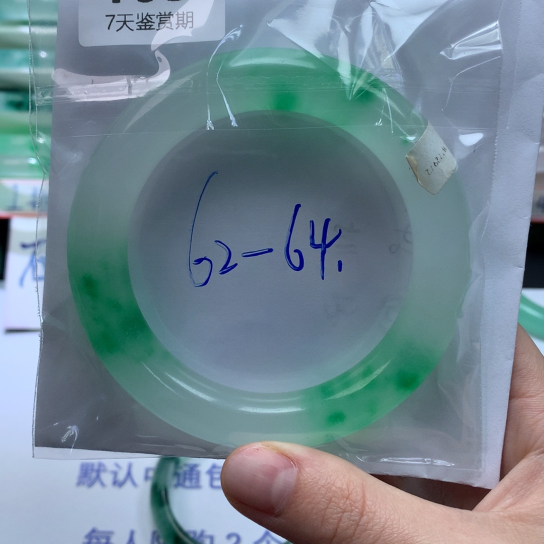 欣***悦石英质玉未镶嵌手镯定向链接截图为准莉莉103