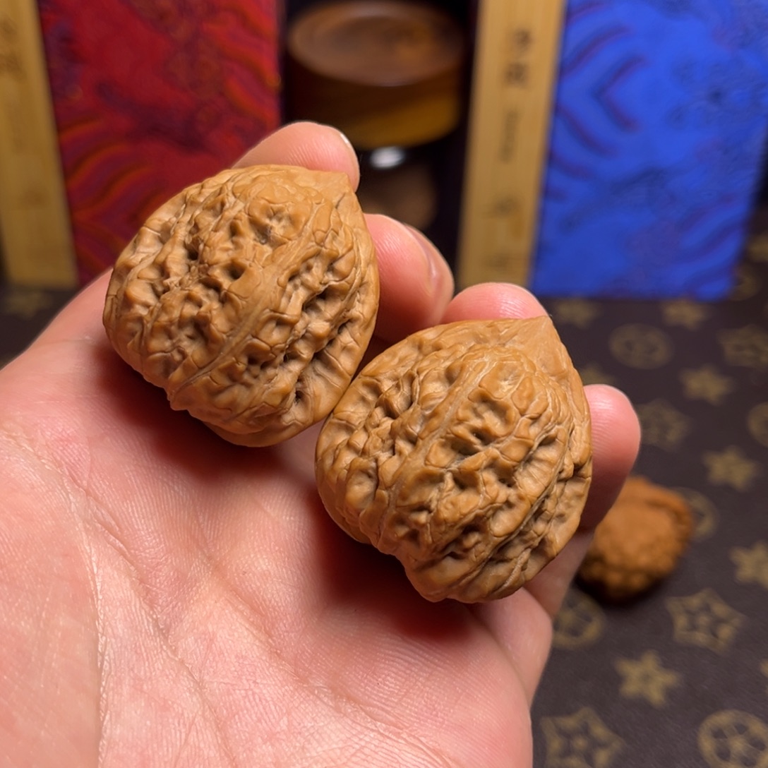 文玩核桃吊坠35赤龙鸡心
