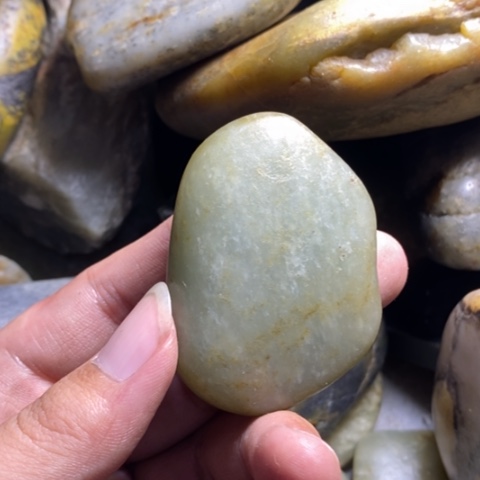 未镶嵌和田玉（糖玉）挂件