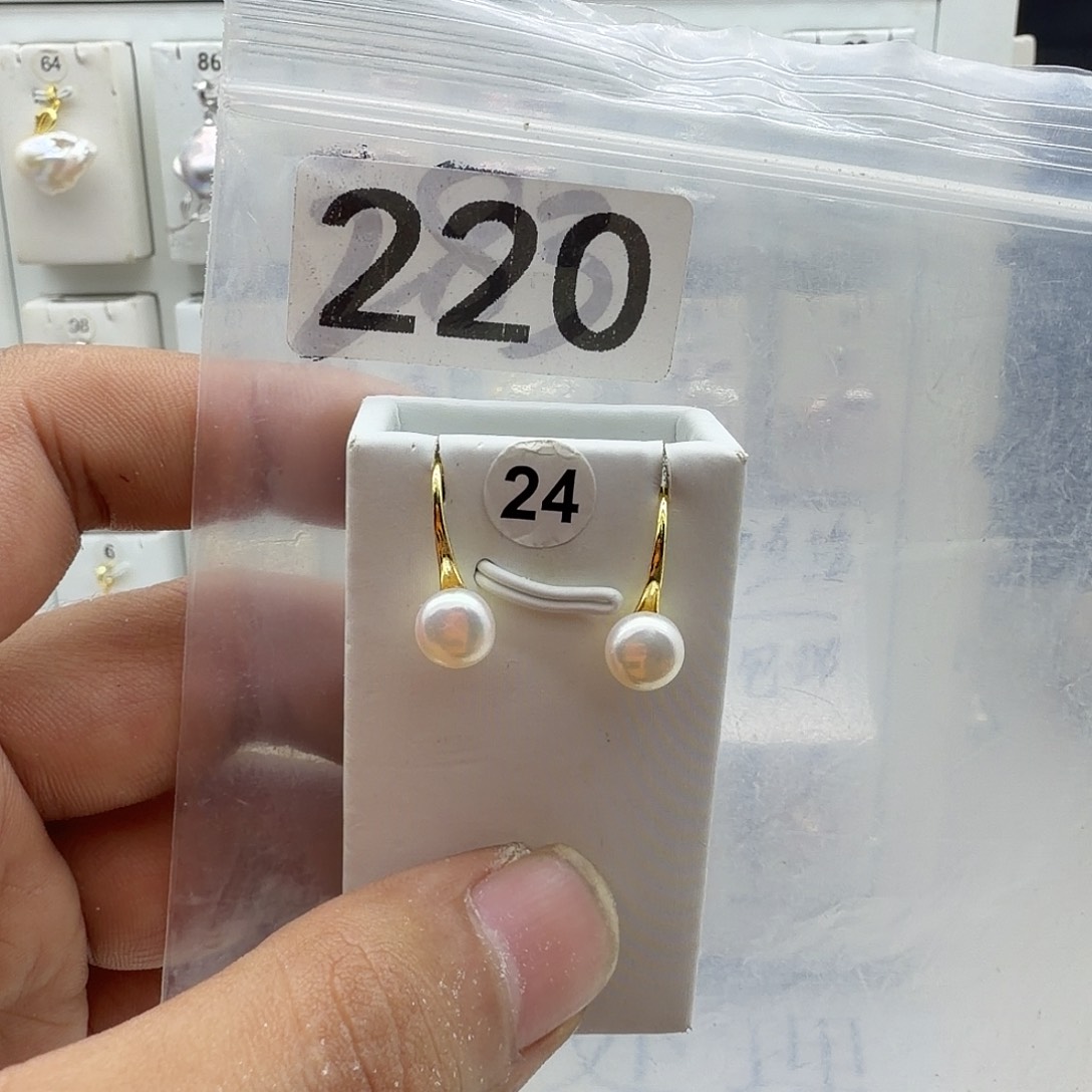 颈饰淡水珍珠合金