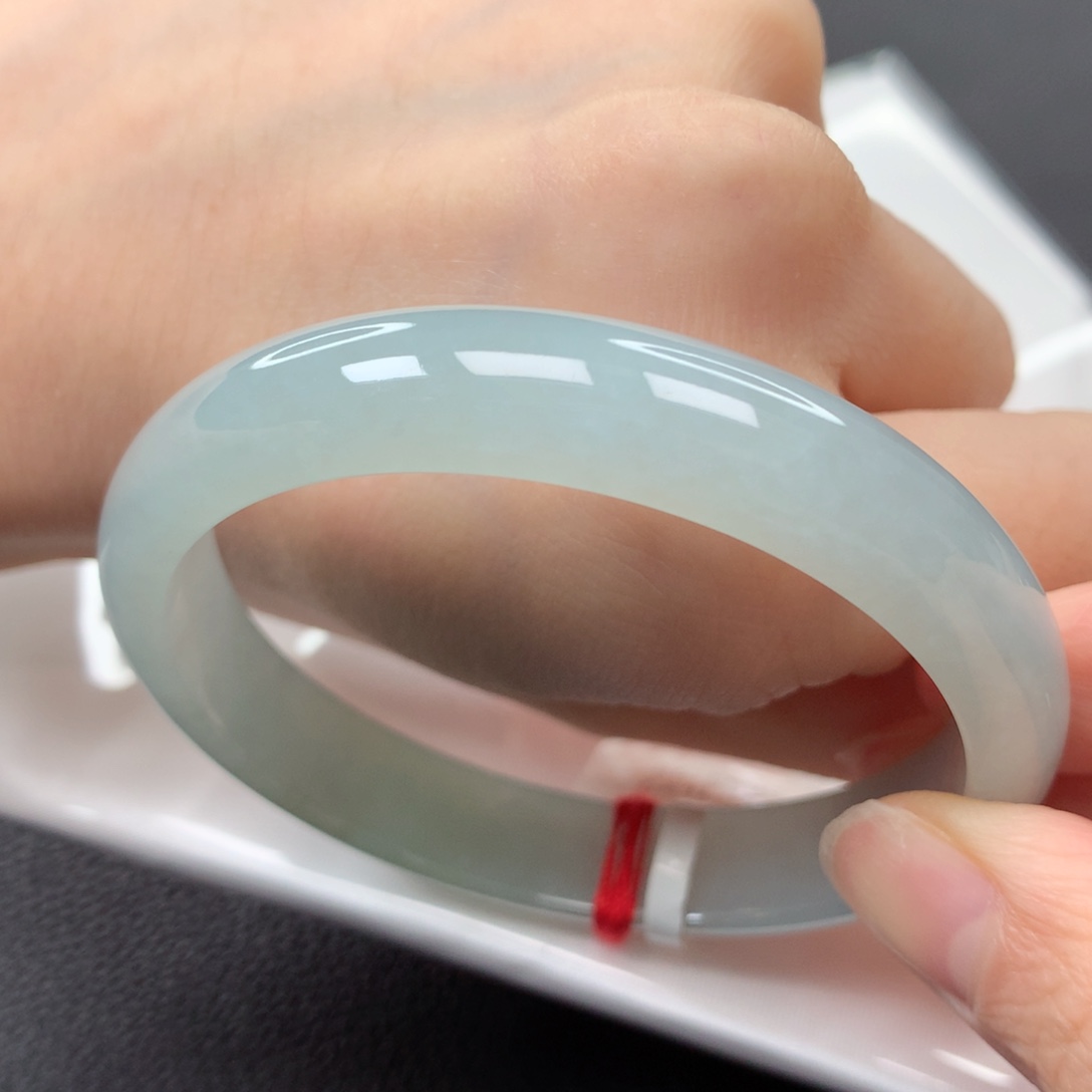 【闪购商品】翡翠手镯未镶嵌51号正圈