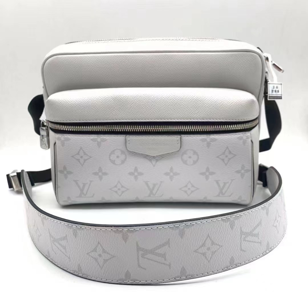 99新 LouisVuitton/路易威登 LV outdoor白色邮差包