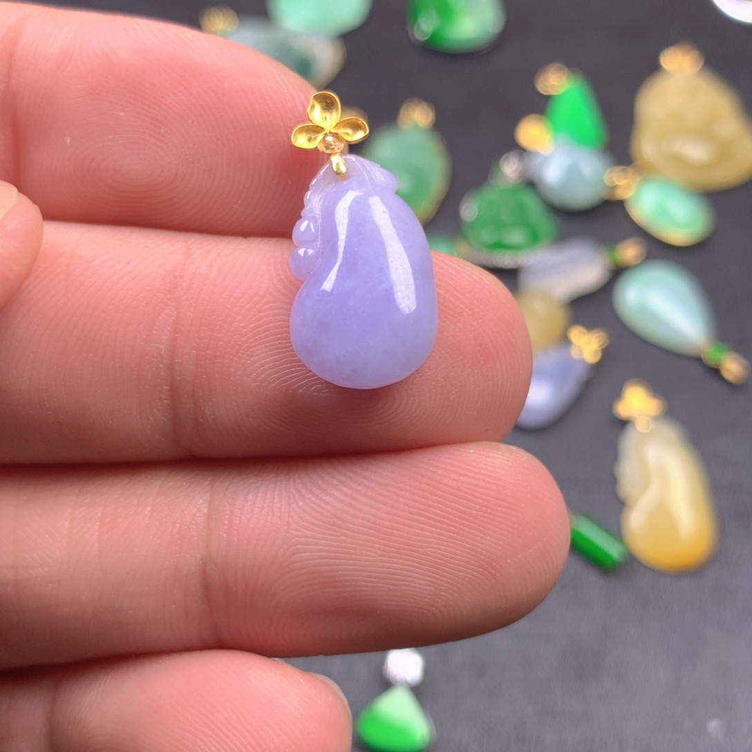 【闪购商品】颈饰18K金镶嵌翡翠翡翠