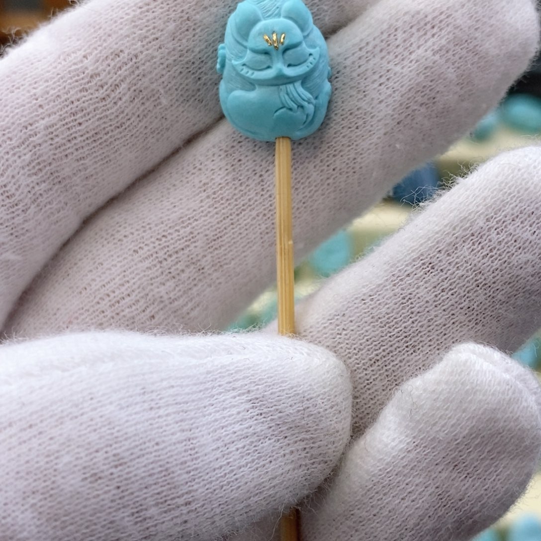 未镶嵌绿松石珠宝奇石