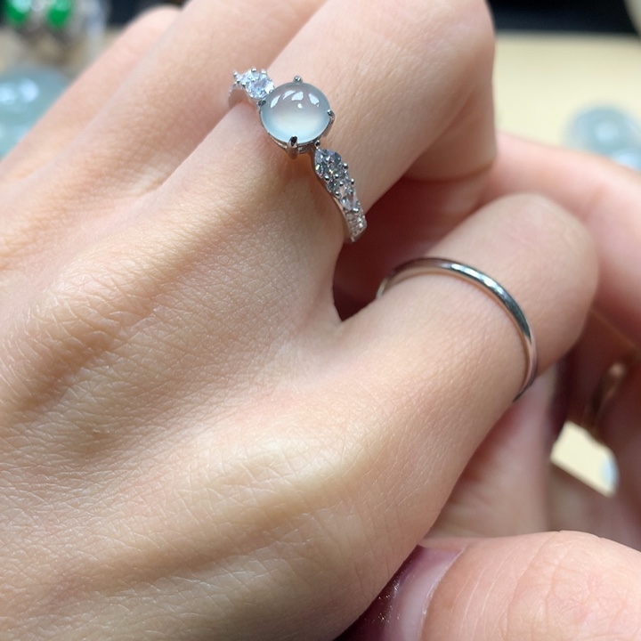 翡翠银S925镶嵌颈饰蛋面戒指