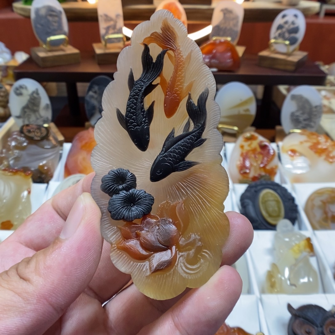 枣***校未镶嵌颈饰玛瑙/玉髓