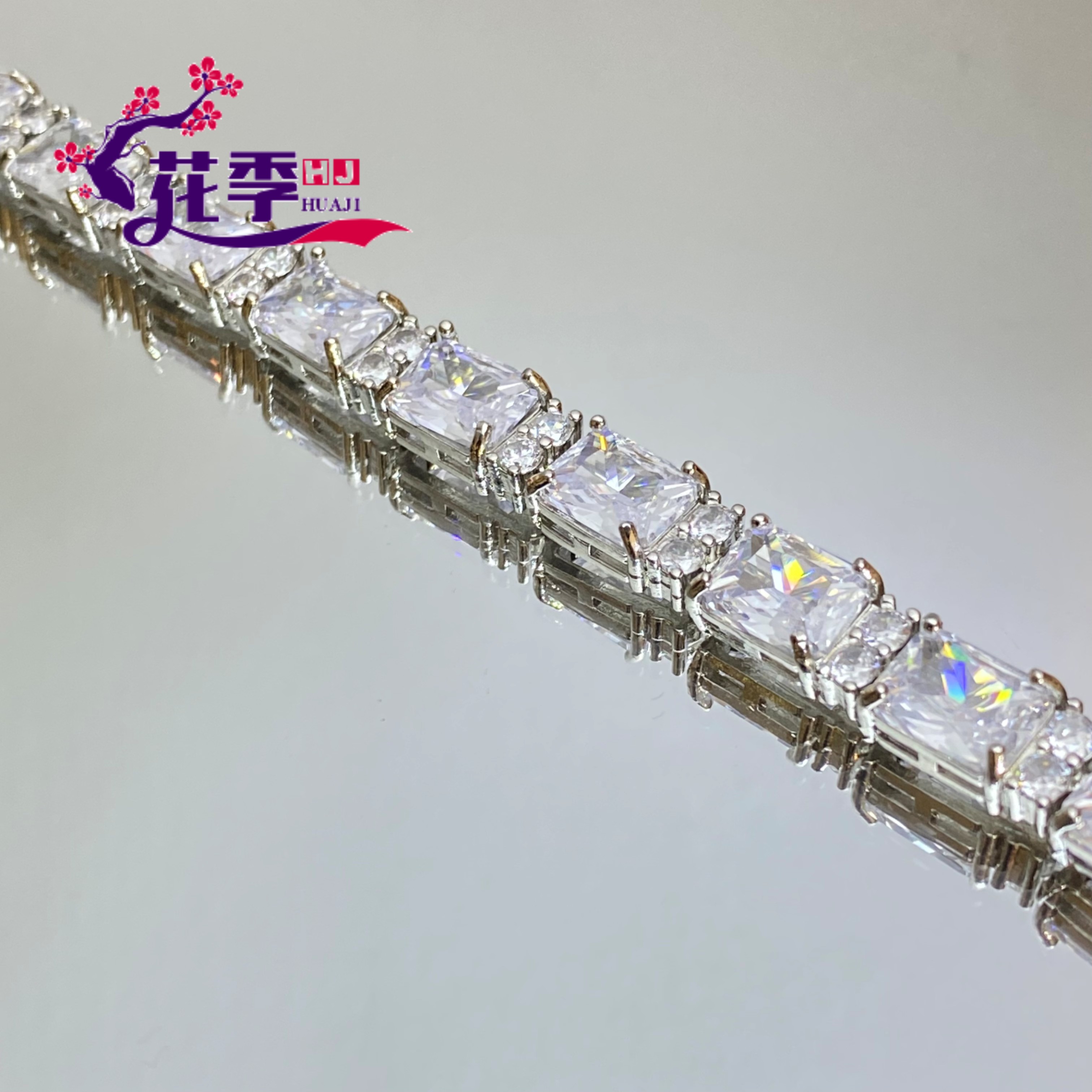 【花季】 原创炫彩大白白强荧光手链G491