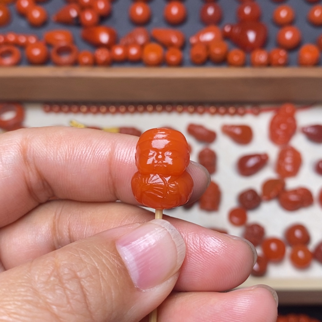 南红玛瑙配饰未镶嵌小财主配饰