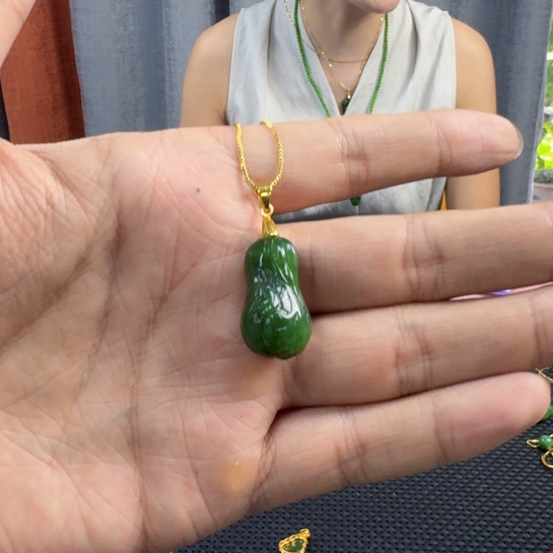 和田玉（碧玉）银S925镶嵌颈饰