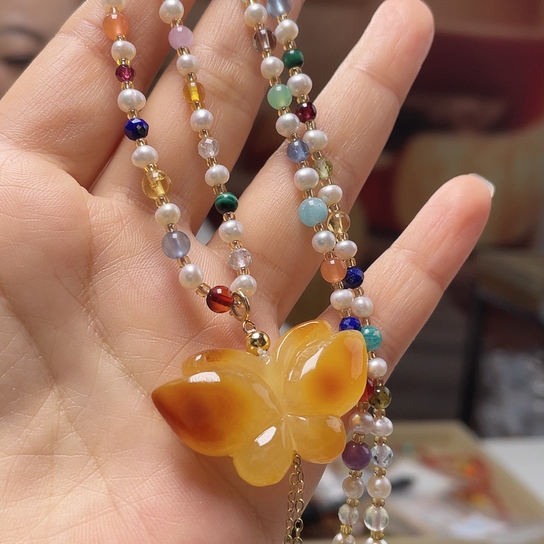 琥珀未镶嵌裸石吊坠