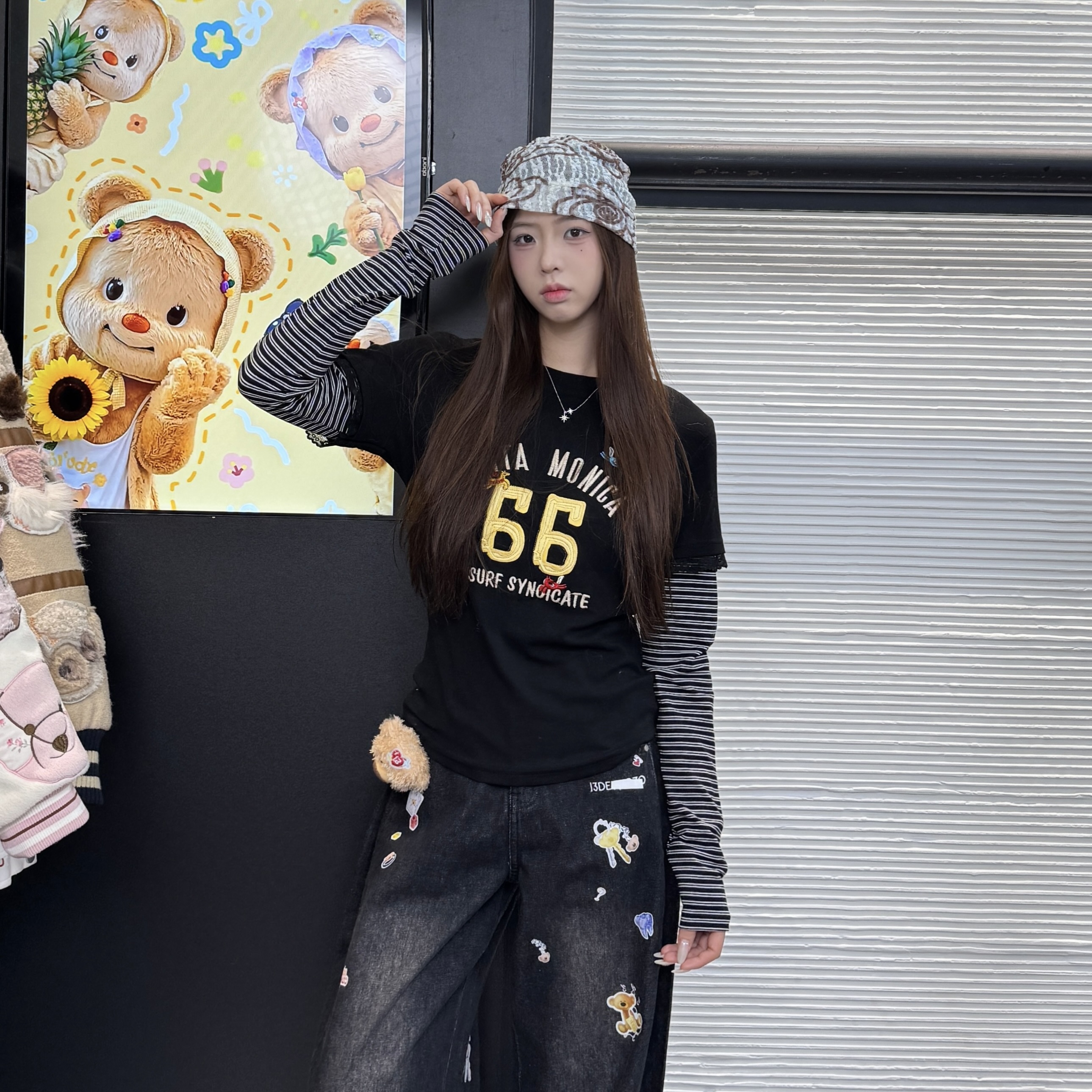 【斑驳陆离】早春新款卡通刺绣图案条纹假两件长袖百搭上衣女【336】