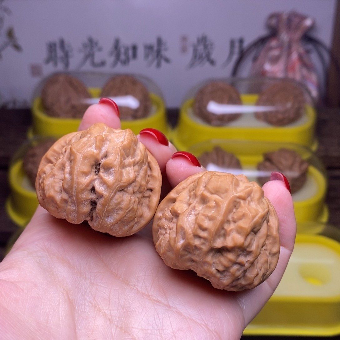 文玩核桃把件全品38尺蛤蟆头肚42