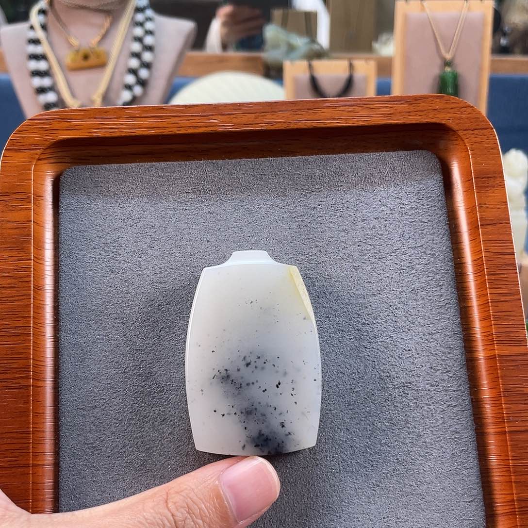 和田玉吊坠(不含链)未镶嵌