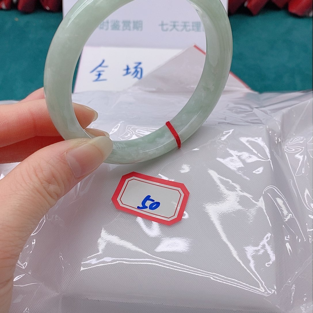 翡翠手镯未镶嵌小*5000000000