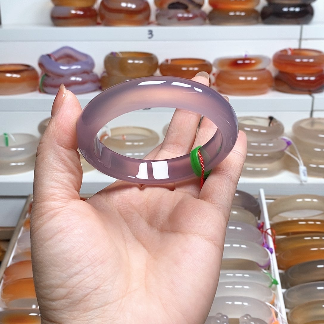 玛瑙/玉髓手镯未镶嵌A****y60.6