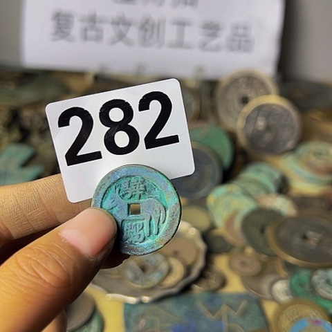 铜半**醒复古文创工艺品