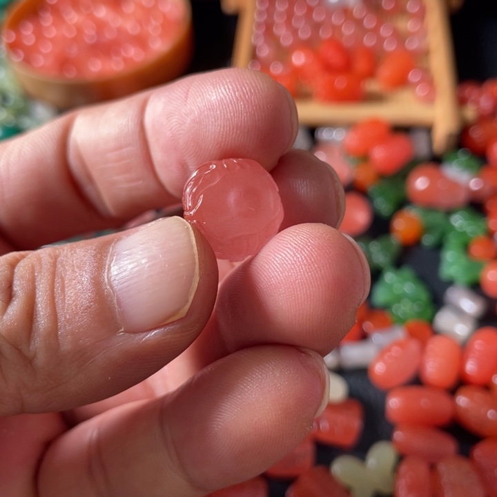 颈饰未镶嵌南红玛瑙