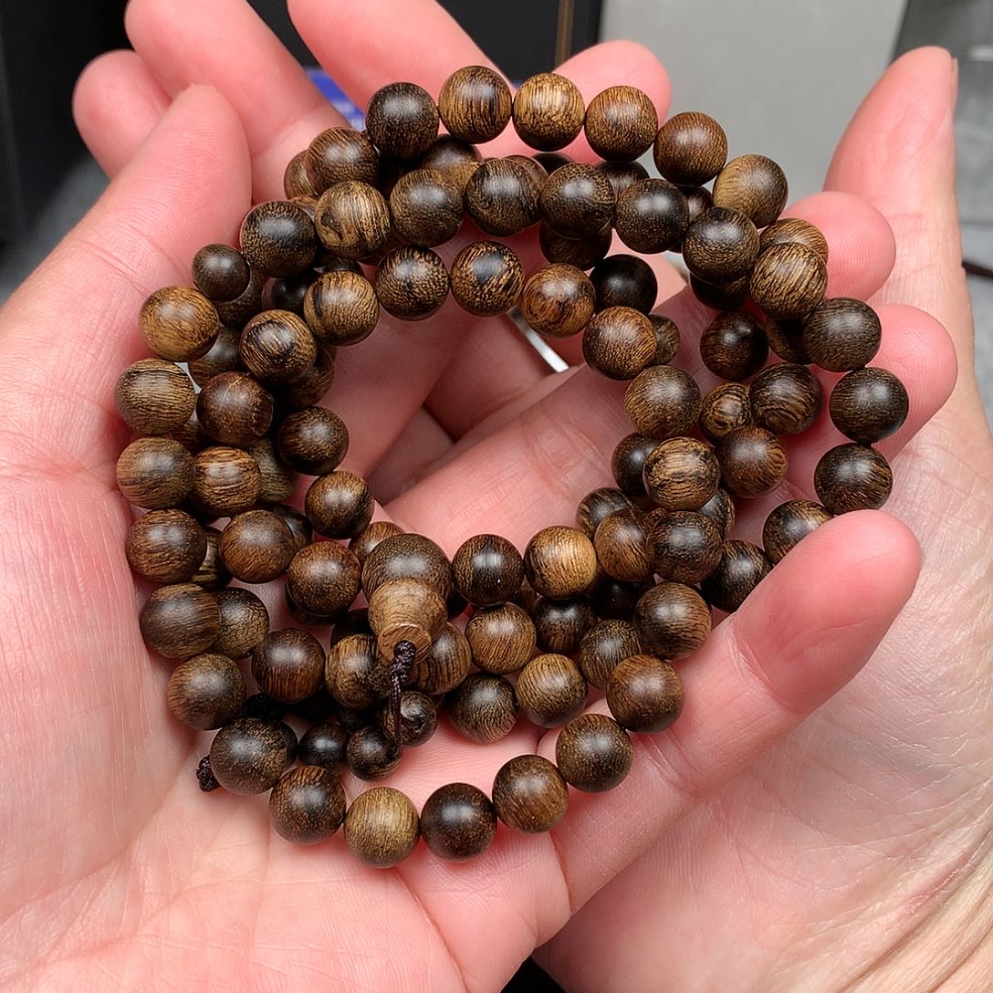 沉香手串越南芽庄白棋楠玉话留疤