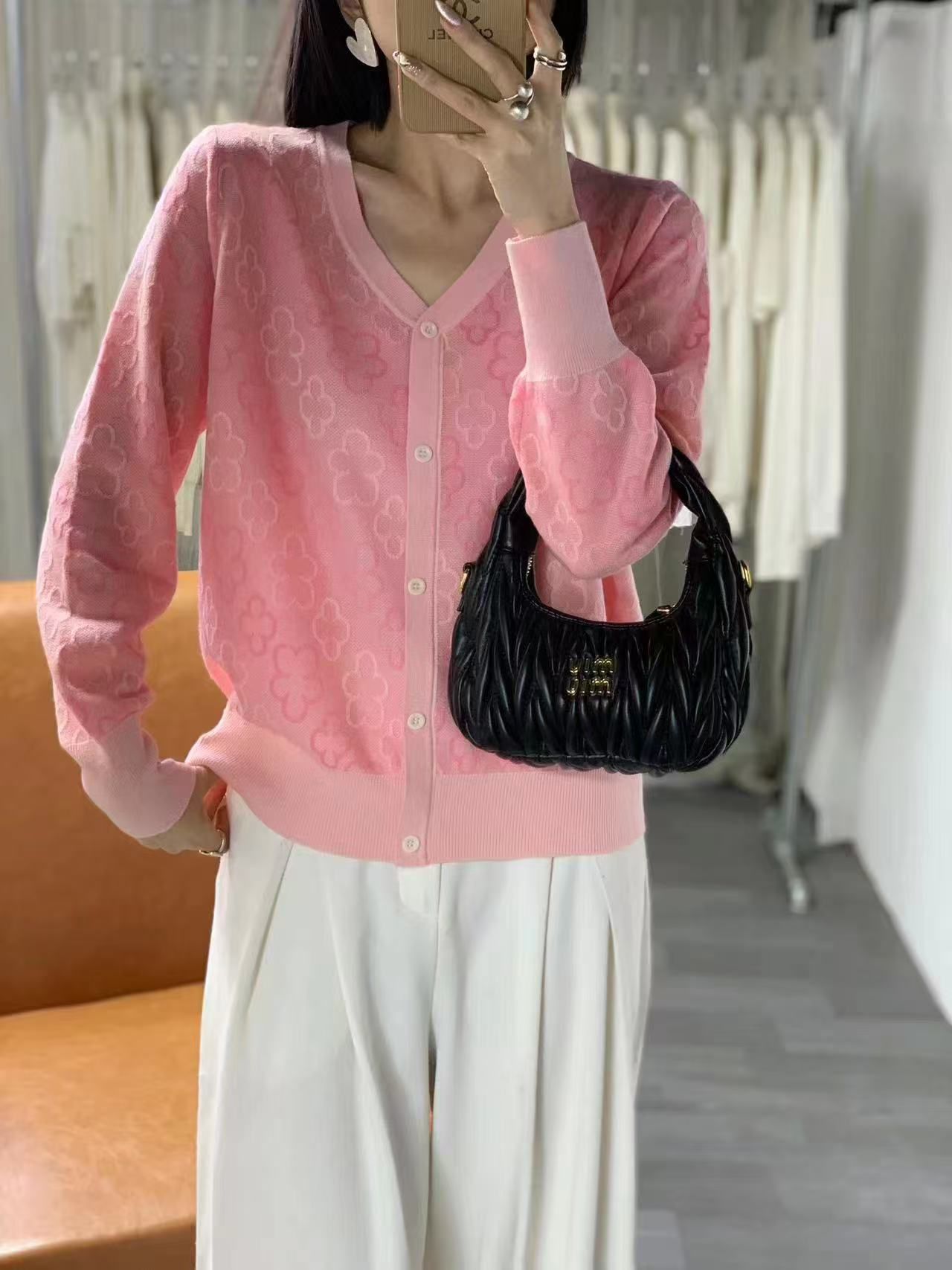 粉色提花V领开衫羊毛女士针织衫