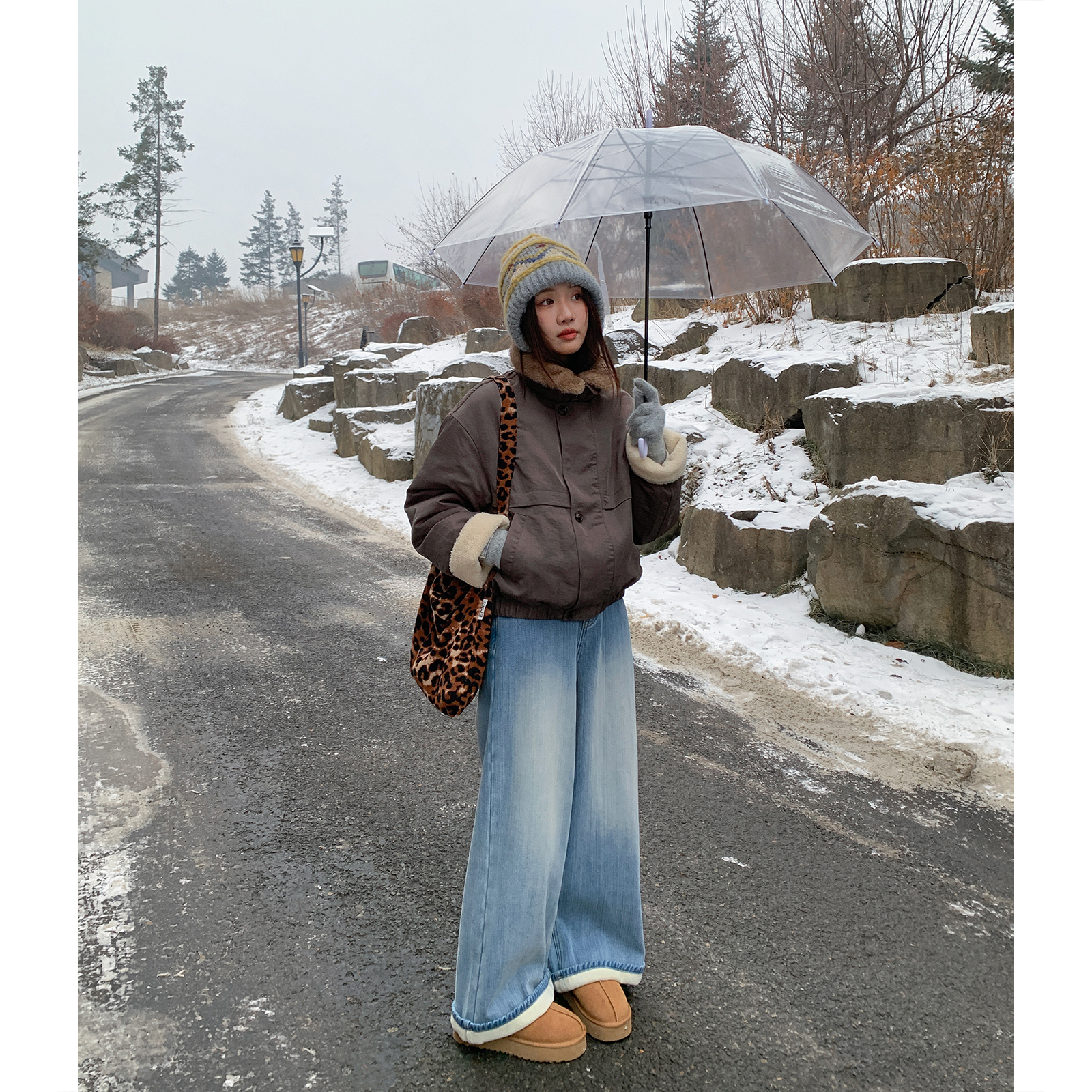 【西西里安】 南方一条过冬~做旧竖纹卷边加绒阔腿牛仔裤