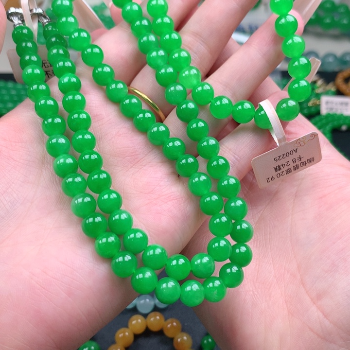 东***起缅料卡8正阳绿手链+项链