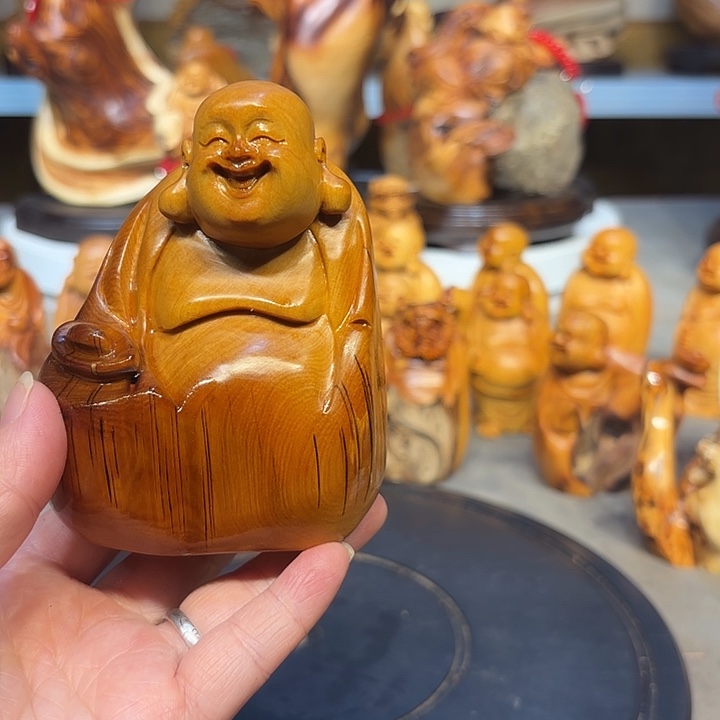 柏木太行崖柏弥勒佛