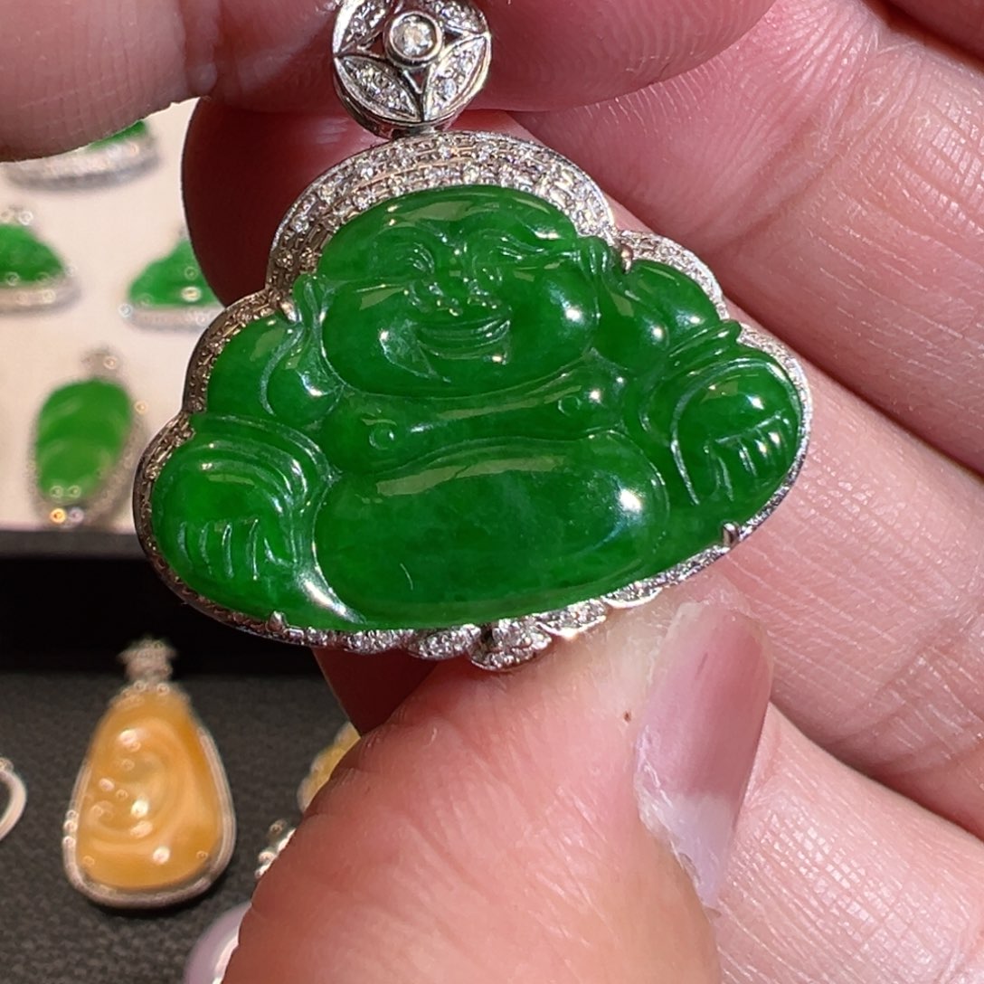 【闪购商品】翡翠吊坠(不含链)18K金镶嵌