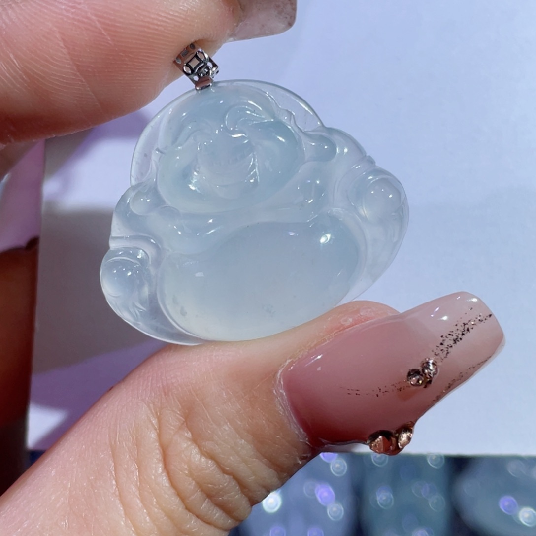 翡翠颈饰18K金镶嵌佛公