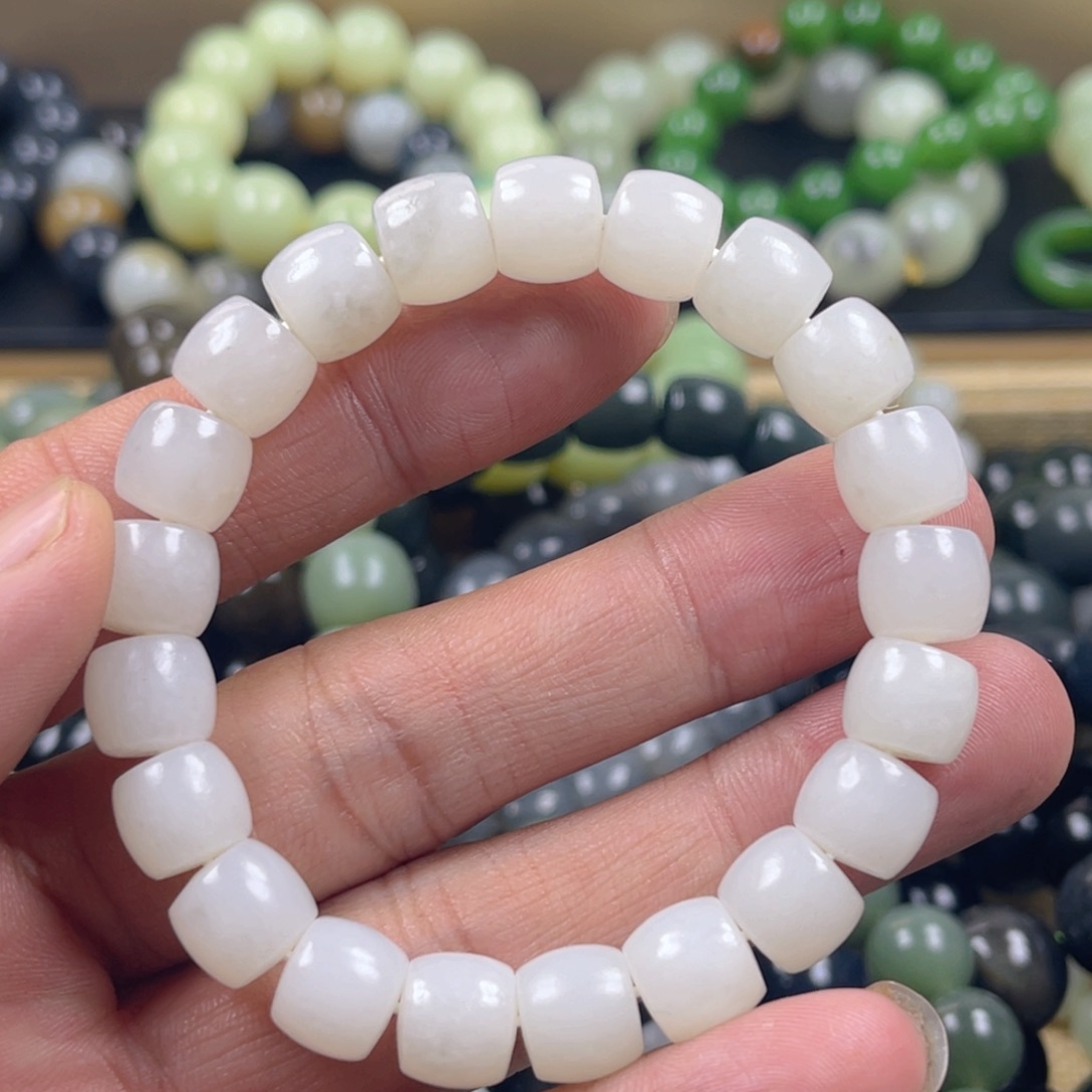 和田玉手串未镶嵌