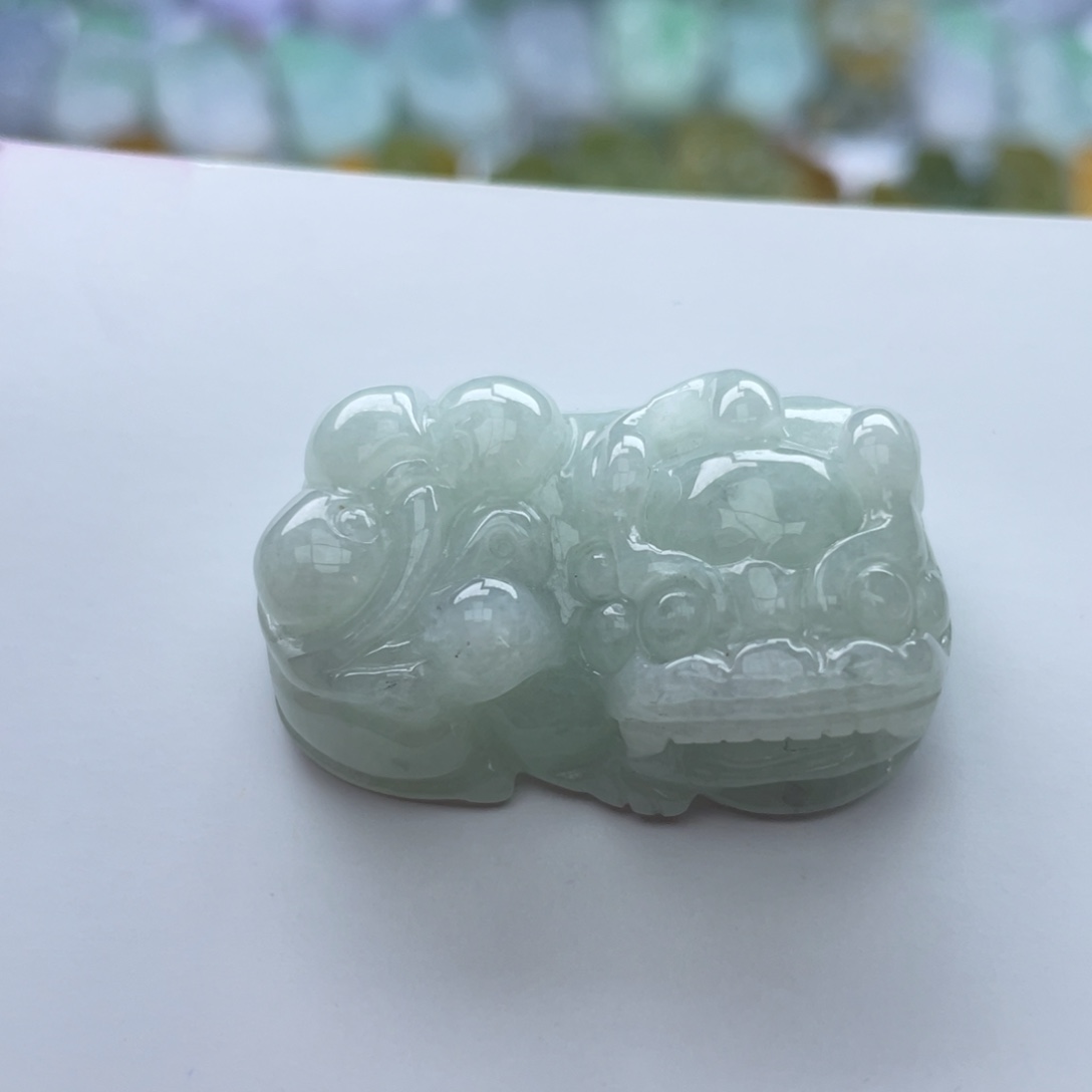 翡翠颈饰未镶嵌貔貅