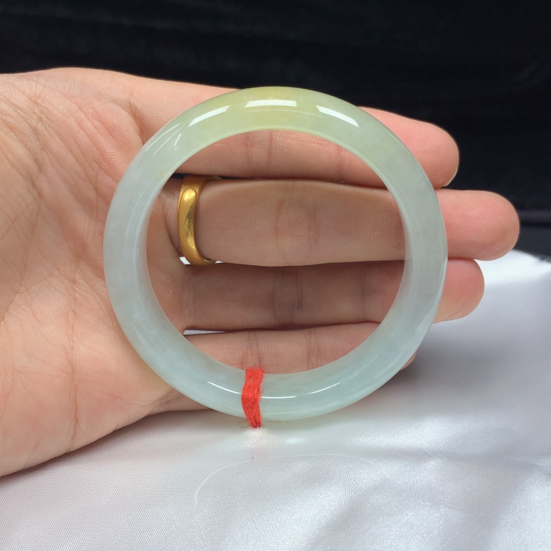 未镶嵌手镯（圆镯）翡翠51.3