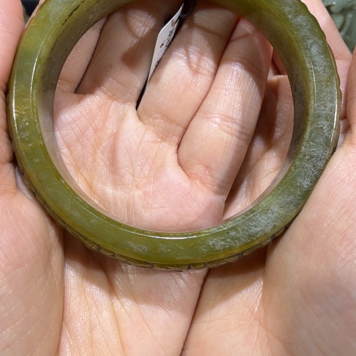 欲***都和田玉未镶嵌挂件