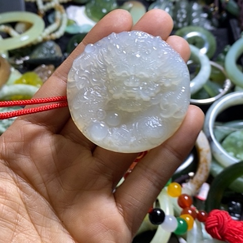 岫玉车挂未镶嵌挂件