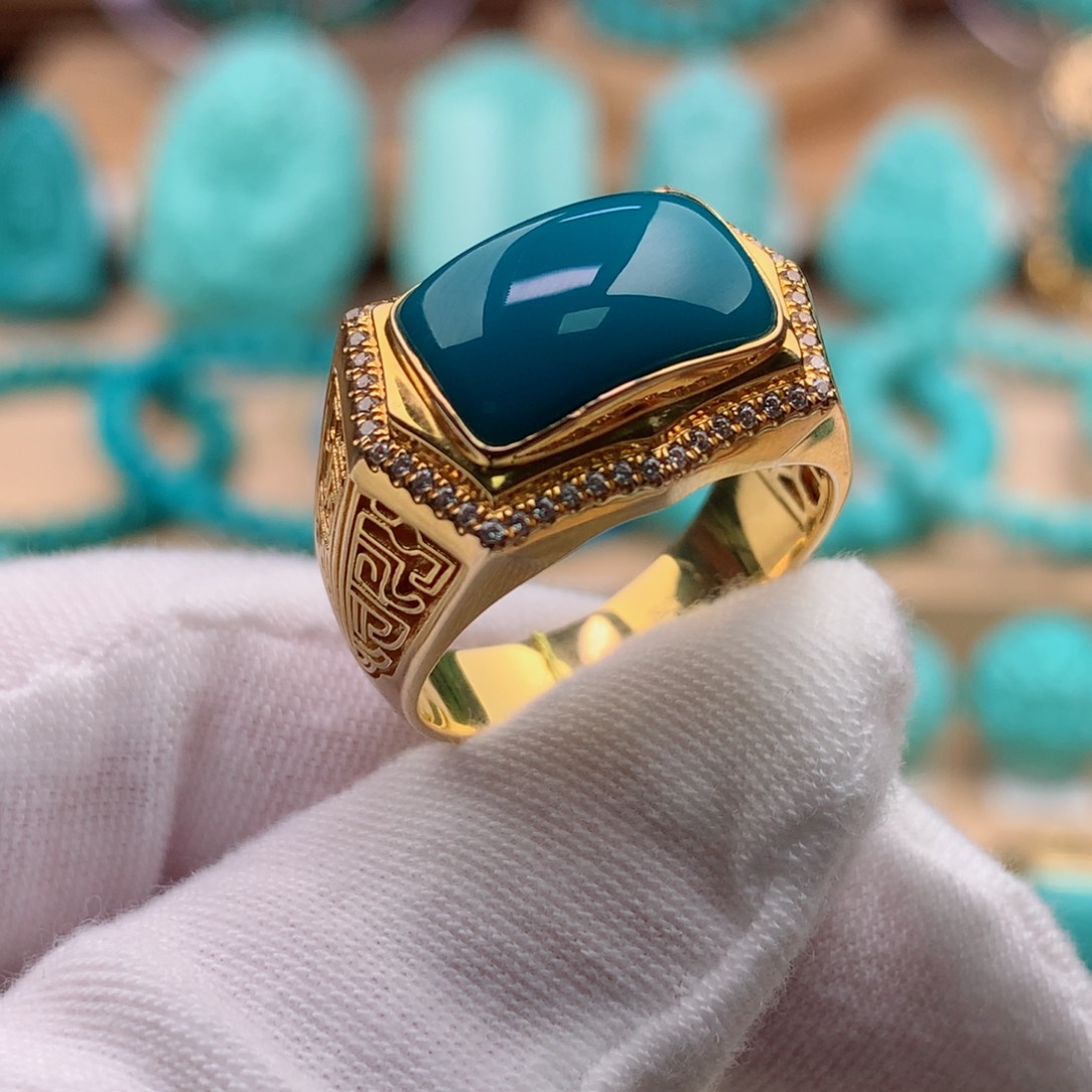 绿松石珠宝奇石18K金镶嵌