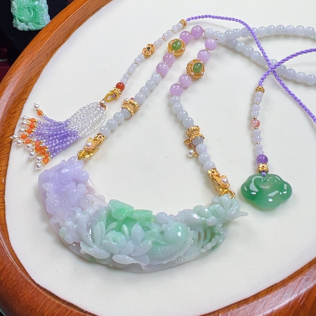 翡翠未镶嵌毛衣链冰春彩弯弯