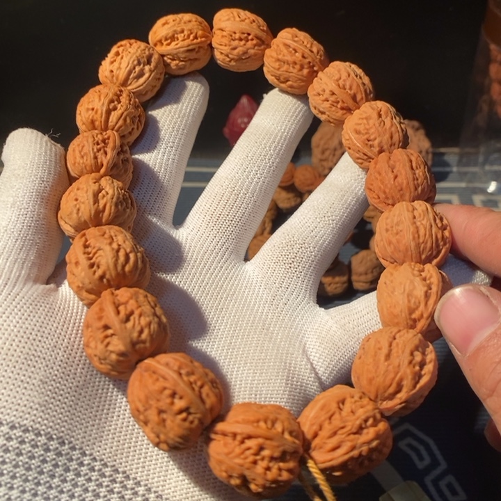 文玩核桃手串……17