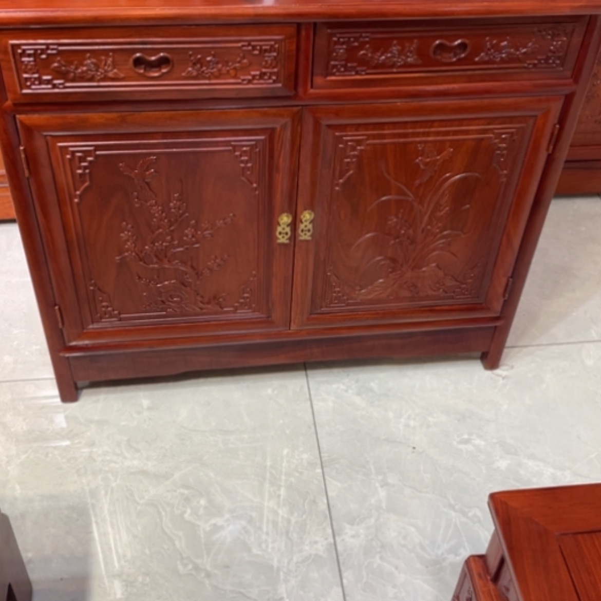 【闪购商品】花梨木类储物柜@*林