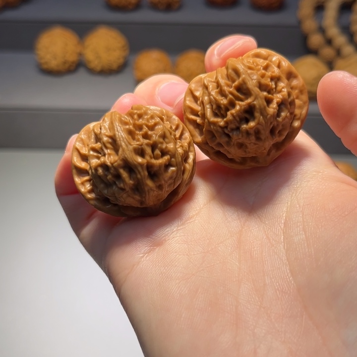 文玩核桃把件宫灯475