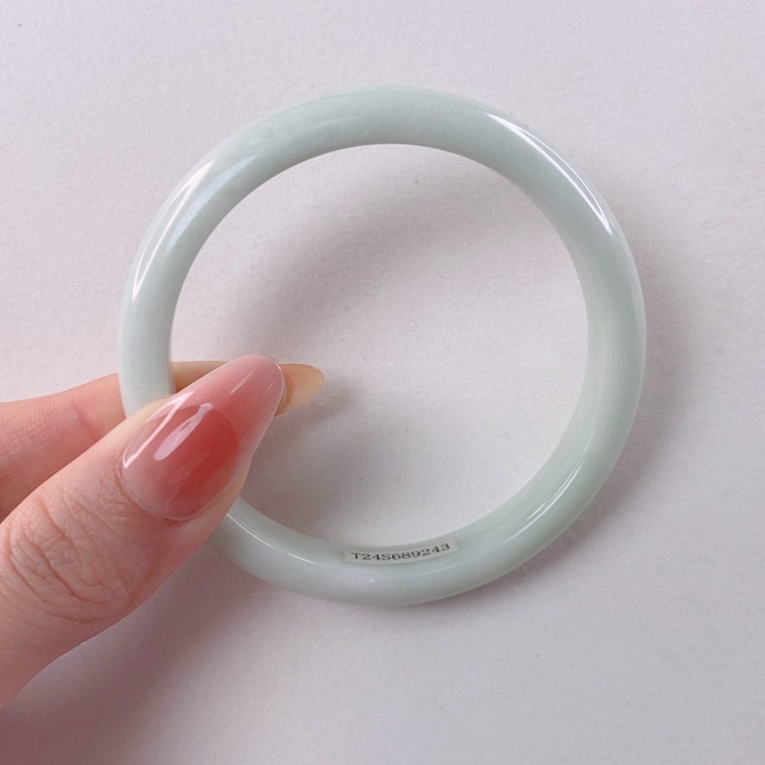 蓝田玉（蛇纹石化大理石玉）手镯未镶嵌一****