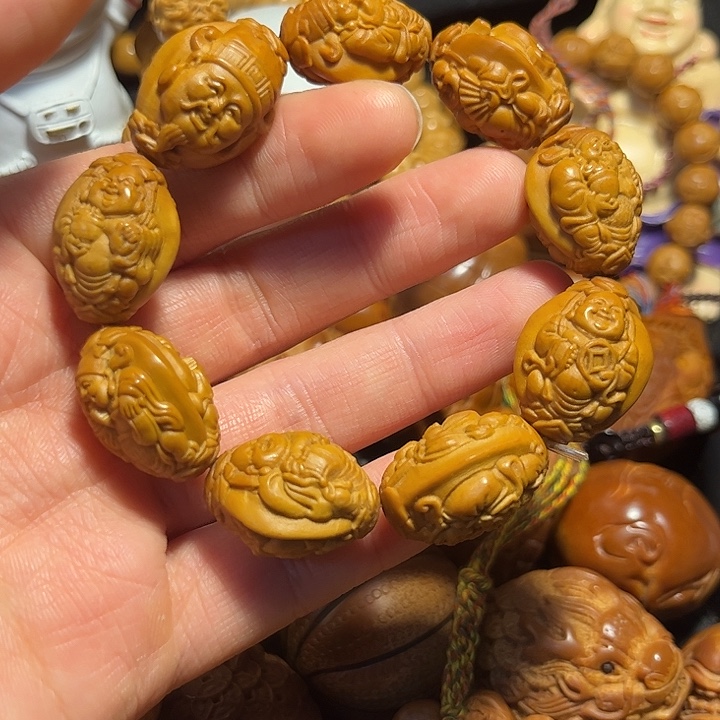 手串/手链橄榄核浮雕财迷