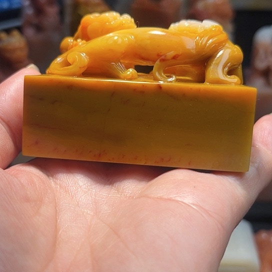 老挝石d****5老挝北部田黄